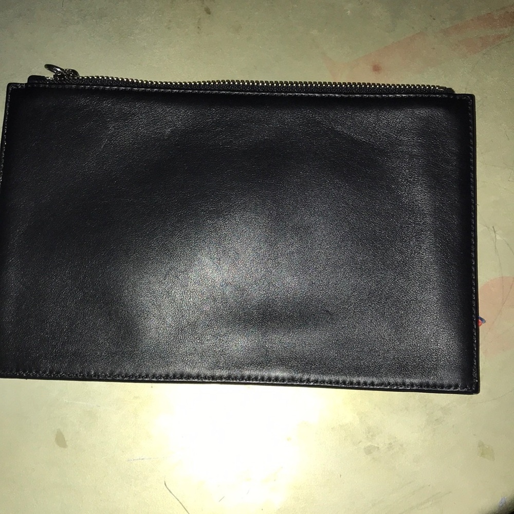 Pouch - Picture 2 of 6